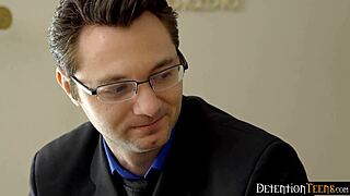 Lawyer Helps Tiny Teen Girl Kiara Cole With Hardcore Sex