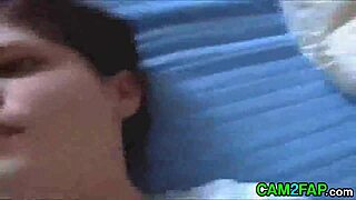 Am I watching this amateur couple's private hardcore fucking and cumshot in a web chat?