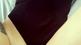 X4sun plays sexy games with her perfect body