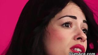 Hot Model Receives Facial Bukkake Cumshot