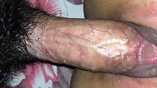 菲律宾年轻女孩的紧逼被鸡巴猛烈捅！