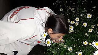 Sex With Housekeeper After Garden Walk - Girls Fly Orgasm