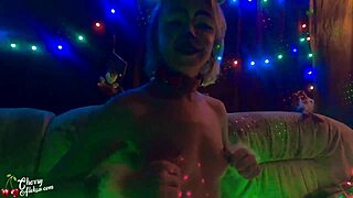 Hey, want a Christmas milf with sloppy blowjob and anal creampie?