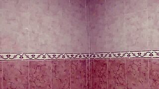 mexican prostitute bathes in jacuzzi