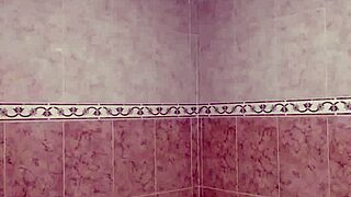 mexican prostitute bathes in jacuzzi