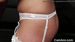 foxy idol swallows cum facial bukkake 😈