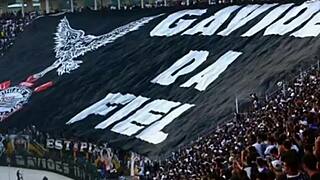 Sãopaulino Falso Gay Infiltrates Corinthians Crowd. Shoves Cock into Pamela Pantera and Cuckolds Soraya Carioca.