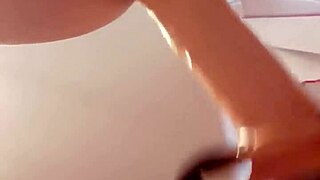 Machine drills a man’s tight rear with relentless power