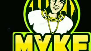 roberta, show me that tight pussy?