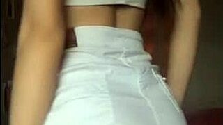 Vietnamese baby dances in asian style