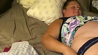 BBW Whore Moans with Pink Vibrator Until Climax