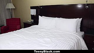 Yo, busty ebony Miya Lushes, let’s fuck on cam!