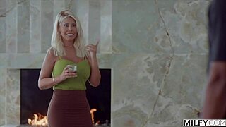 Curvy blonde bridgette can't resist his bbc