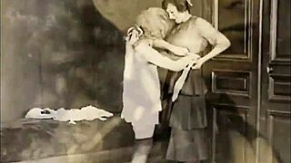 Check out this vintage hairy pussy erotica collection 😏