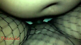 uhh, massagem peniana with cum on my ebony ass...