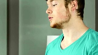 hairless amateur gets facial during massage session