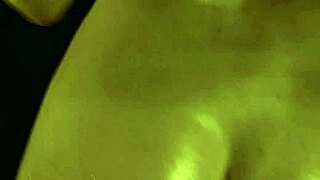 Hot blondie twerks and get her blacked