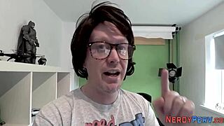 Amateur Blows Nerd in Reality Scene