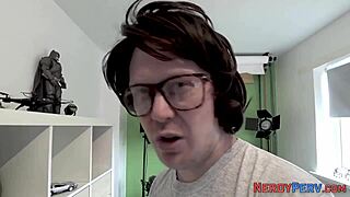 Amateur Blows Nerd in Reality Scene