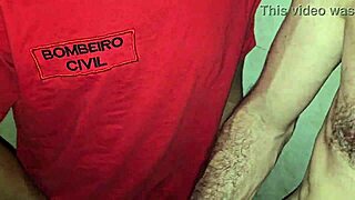 bombeiros fodendo bareback nos fundos do alojamento. full sheer gay amateur fetish in action.