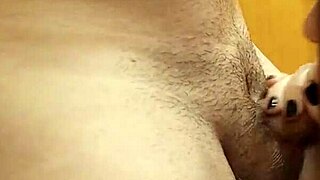 gran cogida en el baño con una gran verga venosa!