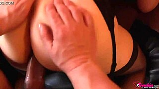 I call a sexy slut escort for anal sex and blowjob help