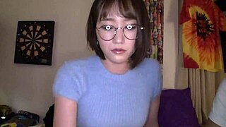 wow, amateur with big tits squirts and gets creampied in high definition 😍💦