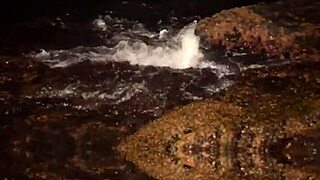 novinha masturbating on the beach with wild squirting action. can't believe she did that in public!