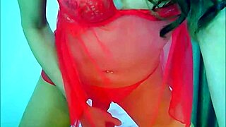 Shemale Babe Strokes Her Big Shaft On Webcam