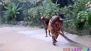 Oh wow, BBW African babe pounded hard outdoors by huge BBC!