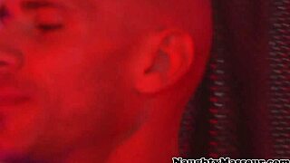 Kinky masseuse diamond jackson gets ass fucked deepthroat and facial