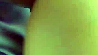Latina teen nympho explores her desires with passion 😈