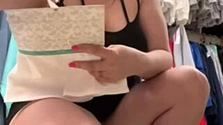 Laina Marie, show that natural beauty!