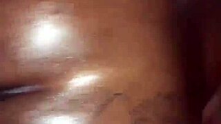 dark chocolate ebony babe stretches her pussy with huge cock!