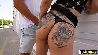 Melania Dark Her Outside Anal Before Night
