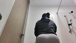 OMG, Check This Curvy Woman Caught on Hidden Cam in NYC Hospital Bathroom!