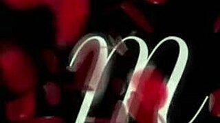 pussy flashing on public beach with wild squirting orgasm