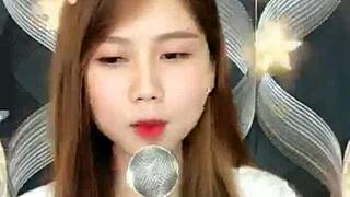 Hey, this cute Korean girl’s livestream blowjob is hot!