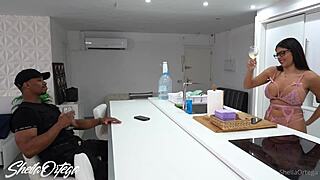 Latina Sucking Jesus Reyes' Big Cock Deepthroat