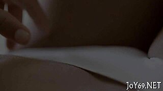 i'm a solo teen 18+ having some fun with my pussy