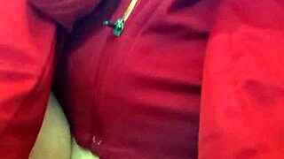 Petite Amateur Flashes Open Pussy While Pissing