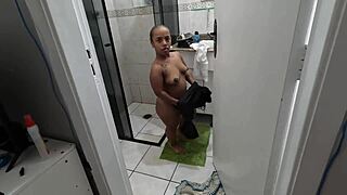 I’m loving this backstage orgy with An�nzinha and Pitoco at Mattos Movies