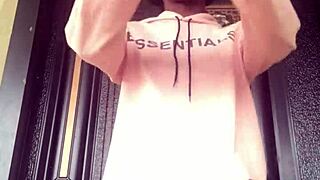 Watch crazybitch give advise on sexiness