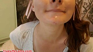 brunette, why are you dripping from mouth and pussy?