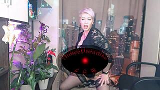 wow, aimeeparadise dances wild, strips down, and hammers herself with a dildo!