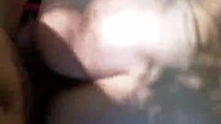Watch this doggystyle outdoor fuck end with a cumshot on her ass?