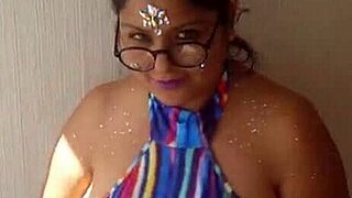 BBW dances naked, swallowing cum in erotic service!