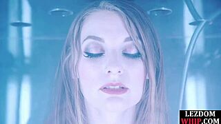 queening my new subject, isn't it hot?