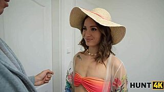 no days off with my latina girlfriend’s small tits in hotel! 😜