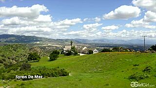 Girlgirl Com - Syren Demer Hypnotizes Stepdaughter Paige Owens for Pussy Licking and Tribbing